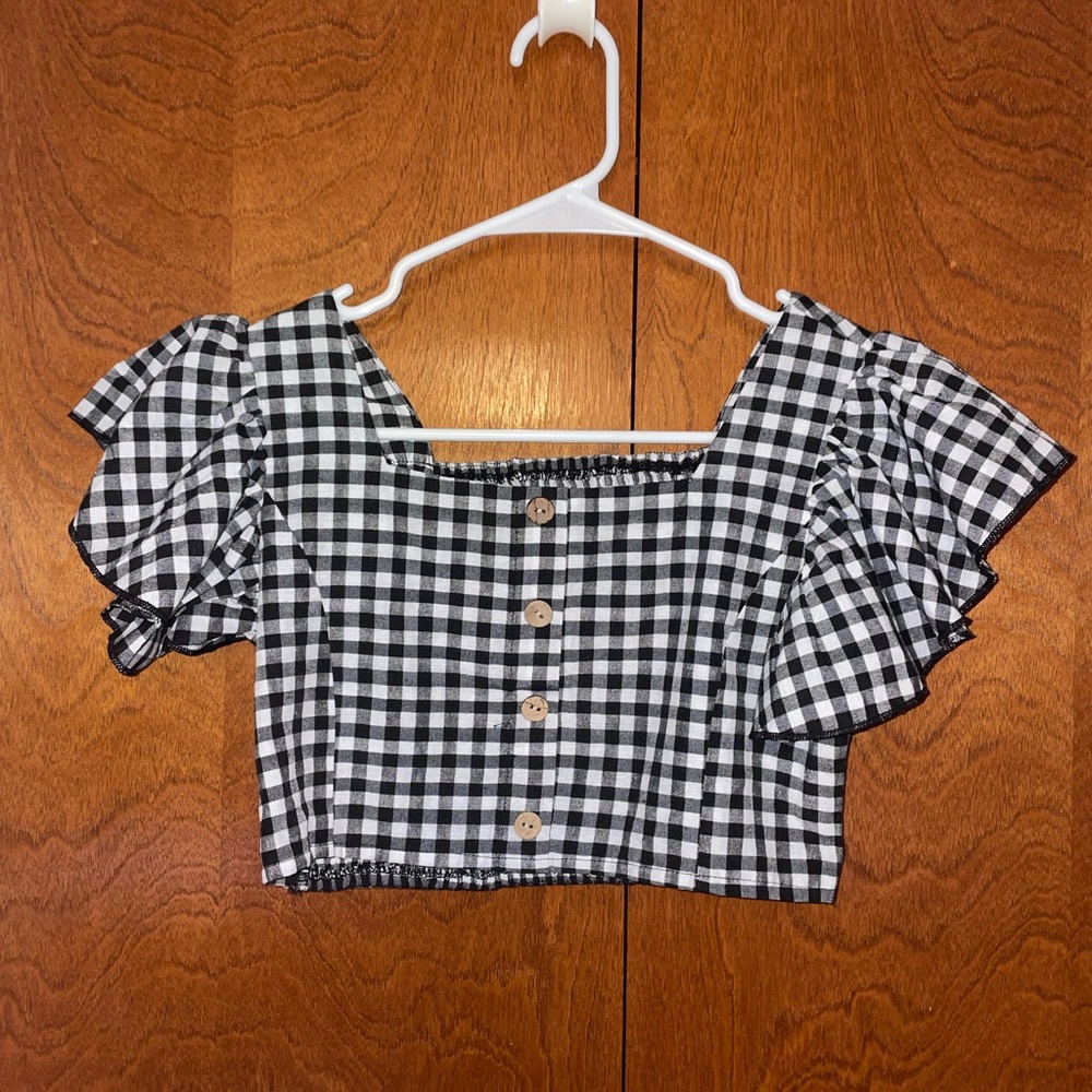 SHEIN Black and White Ruffled Crop Blouse